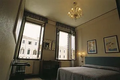 ונציה Hotel Hesperia איטליה