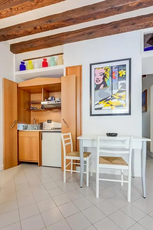 ונציה Hotel Hesperia 3*,