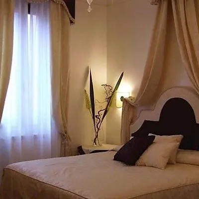 ***  ונציה Hotel Hesperia איטליה