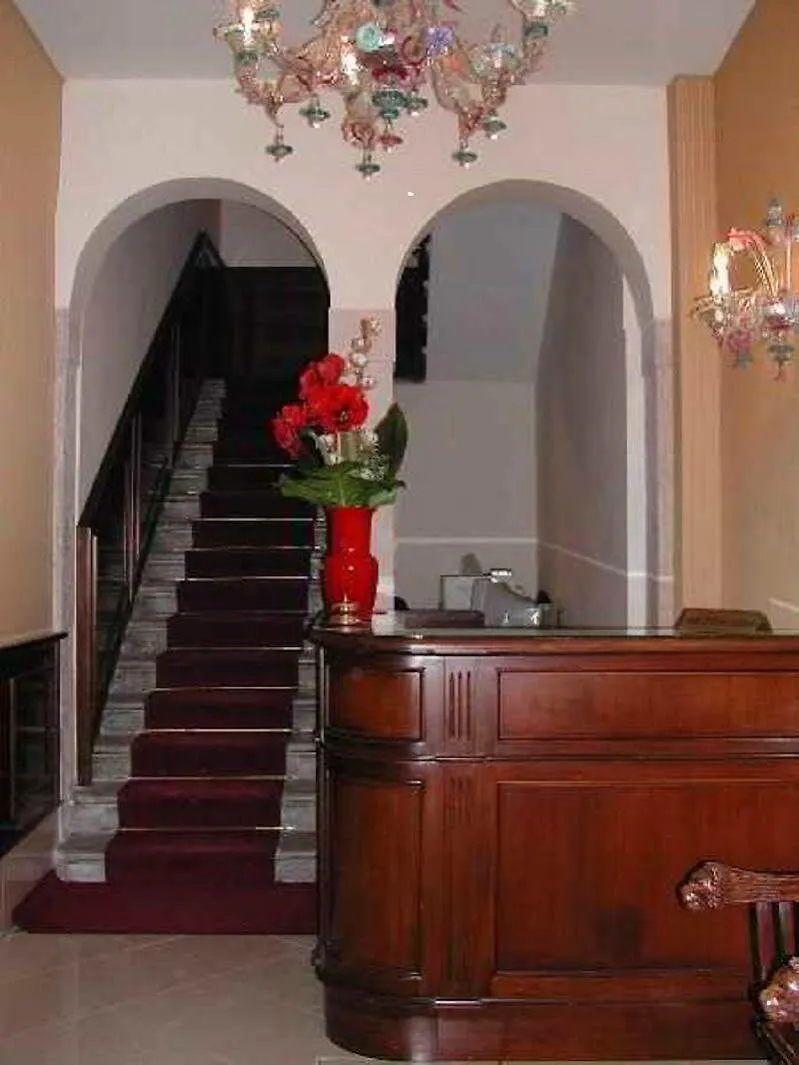 ונציה Hotel Hesperia 3*,